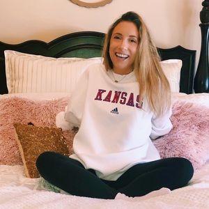 Adidas Kansas crewneck
size XL